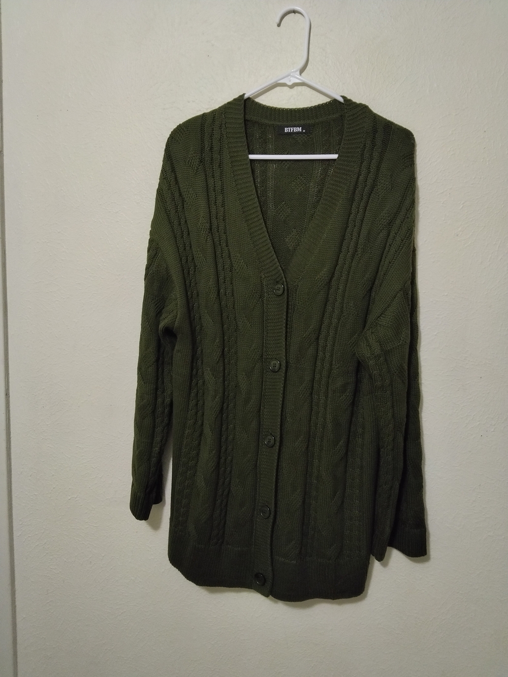 BTFBM Chunky Olive Green Cable-Knit Button Cardigan Long Sleeve Sweater Size M
